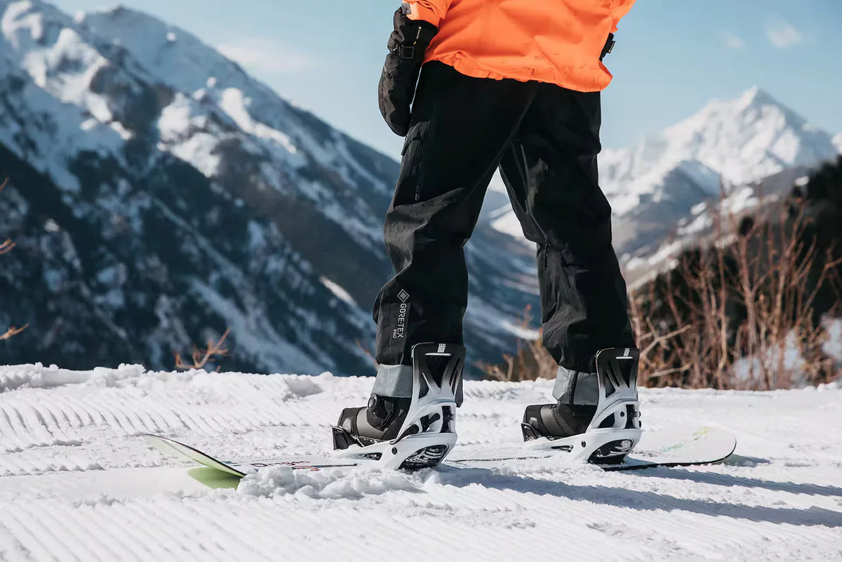Noleggio snowboard a Pas de la Casa: tavola e scarponi · foto 2