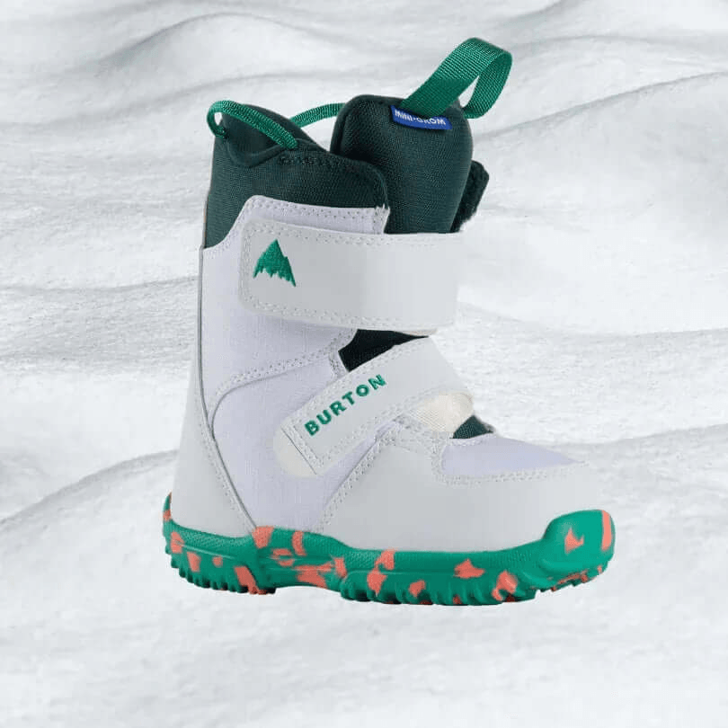 Noleggio snowboard a Escarrilla: scarponi da snowboard