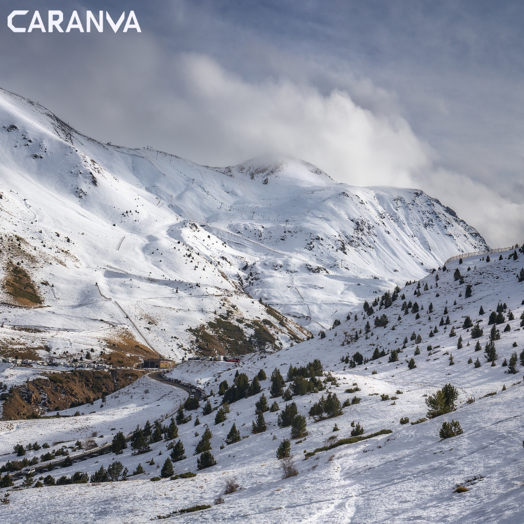 Cómo prepararte para esquiar en Sierra Nevada - CaranvaSports - 
